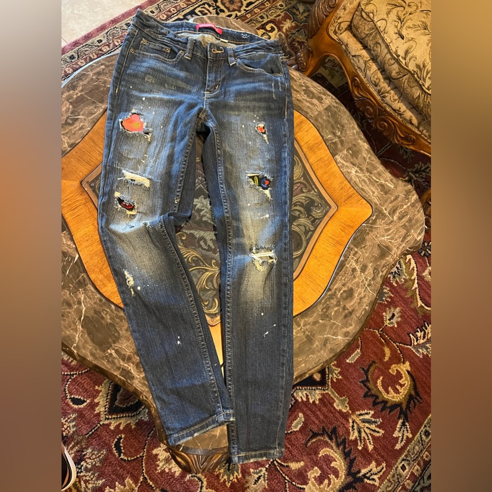 Junior’s Mid rise ankle dark wash jeans size 3